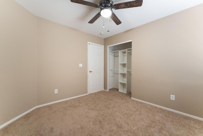 Building Photo - 6604 Lavender Lilly Ln