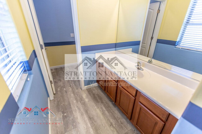 Building Photo - 21748 E Escalante Rd