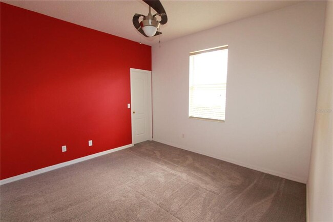 Building Photo - 824 Blairmont Ln