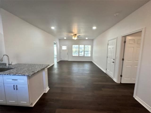 Building Photo - 1989 W Bond St