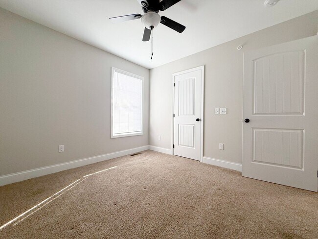 Building Photo - 107 Westfield Ct