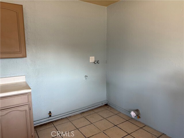 Building Photo - 26511 Fresno St