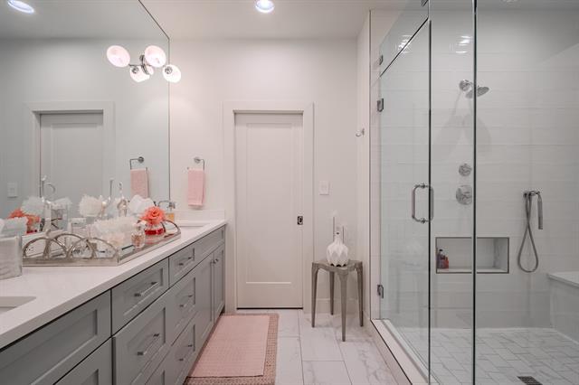 Building Photo - 4514 Fairway Ave