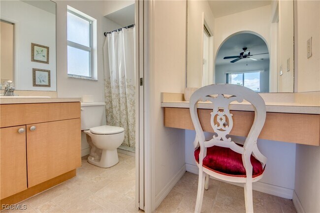 Building Photo - 1438 SE 23rd St