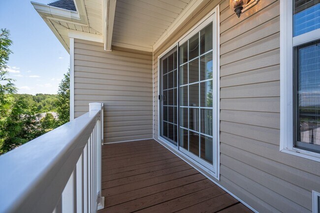 Building Photo - 623 Wyndhurst Dr