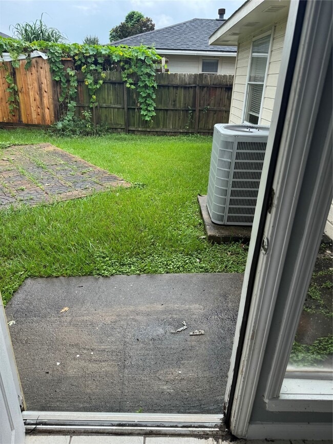 Building Photo - 11123 Cayman Mist Dr