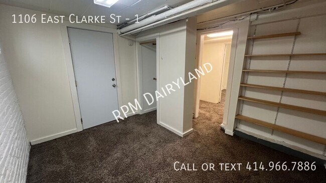 Building Photo - 1106 E Clarke St