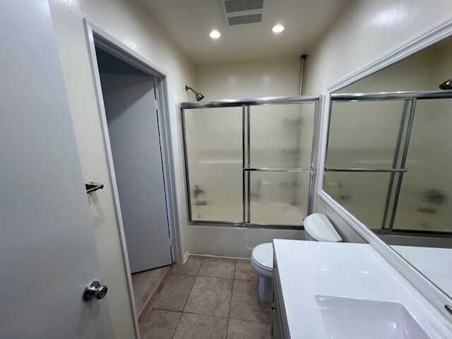 Bathroom - 13100 Bromont Ave
