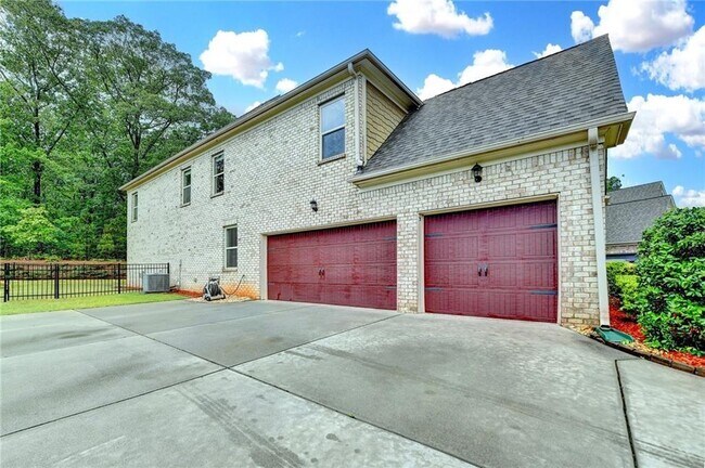 Building Photo - 9270 Colham Dr