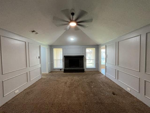 Building Photo - 818 Summit Dr