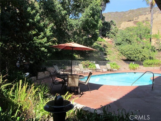 Building Photo - 2700 Cahuenga Blvd