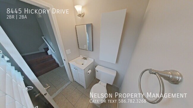 Building Photo - 8445 Hickory Dr