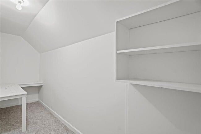 Building Photo - 2321 Queen Ann Rd