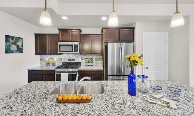 Building Photo - 2030 Birmingham Loop