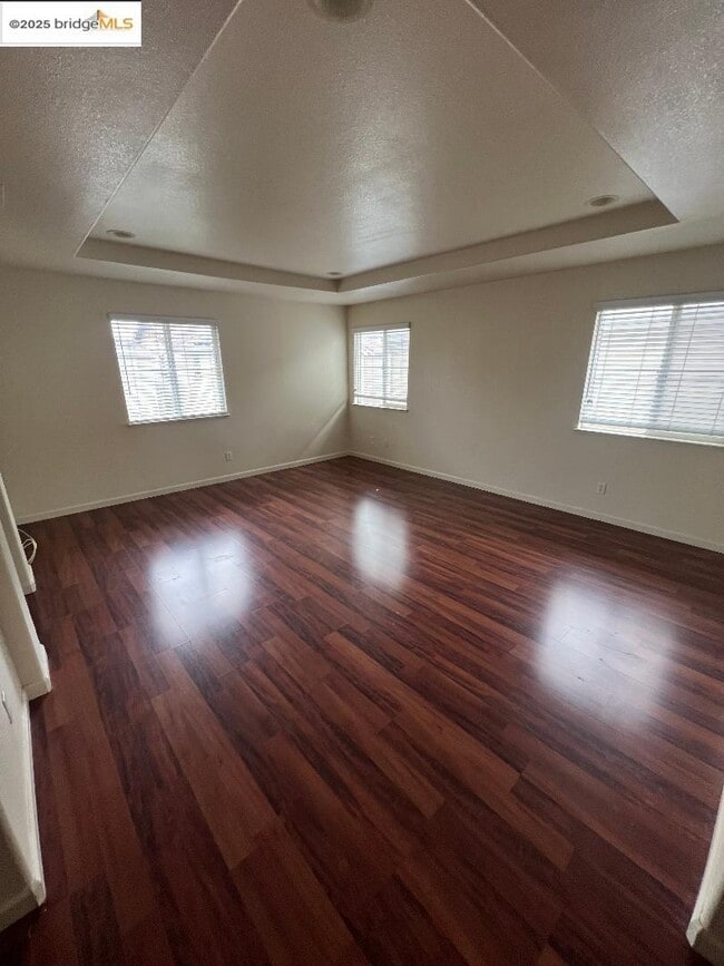 Building Photo - 201 Whimbrel Cir