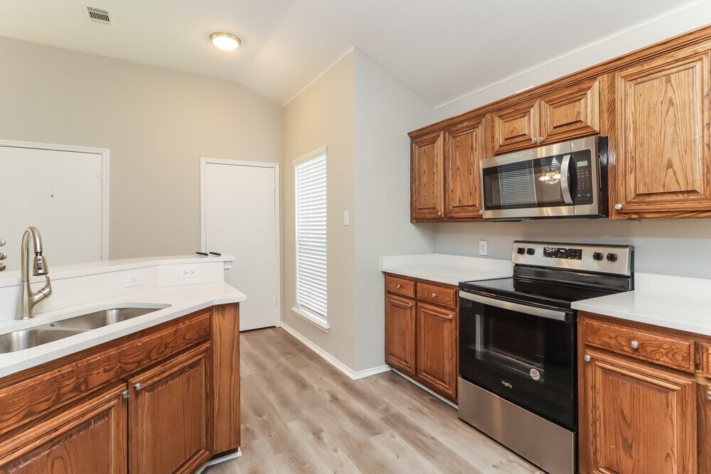 Building Photo - 1206 Beacon Hill Dr