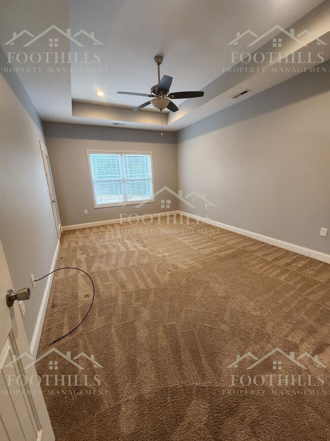 Building Photo - 1413 Dunn Rd