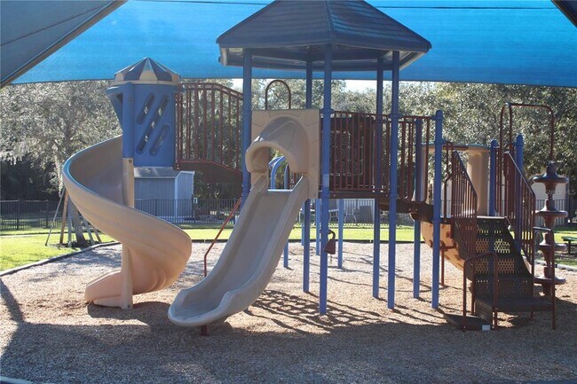 Building Photo - 629 Rosemary Cir