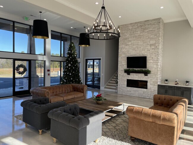 Building Photo - 1083 N Westyn Lp