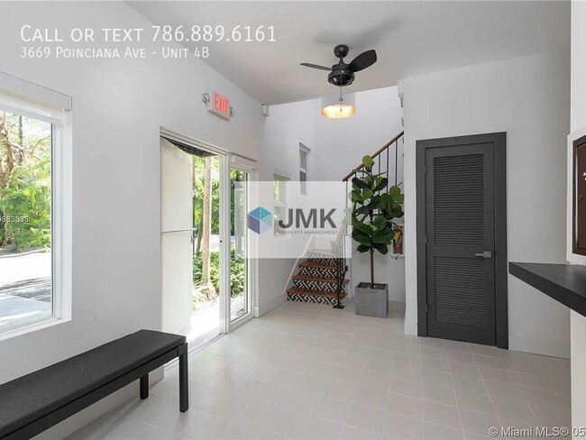 Building Photo - Modern 1-Bedroom Apartment with Private Pa...