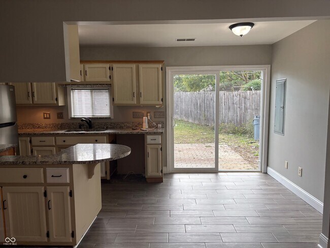 Building Photo - 8231 E 50th St