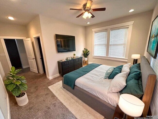 Building Photo - 1419 Nolan St