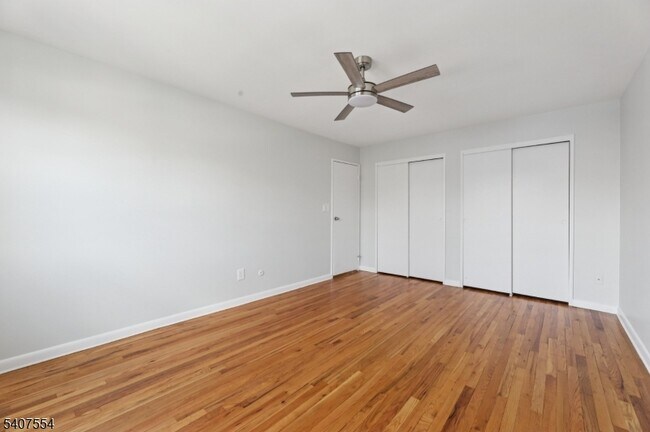 Building Photo - 94 Park Ave