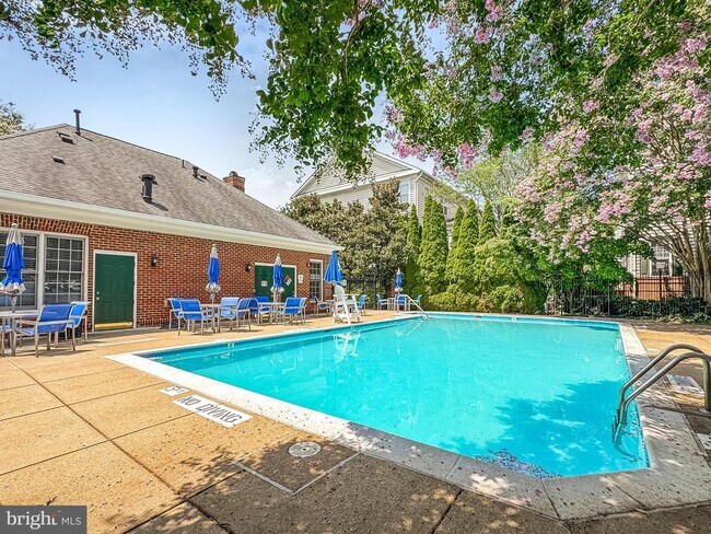 Building Photo - 1546 Northern Neck Dr