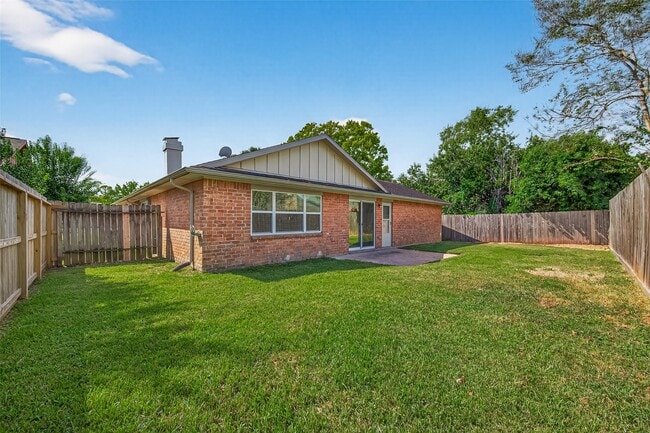 Building Photo - 3019 Jenny Dr