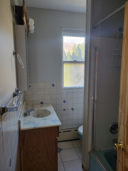 Building Photo - 2 Myrtle Ave