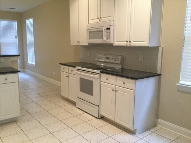 Building Photo - 15032 Almondell Drive