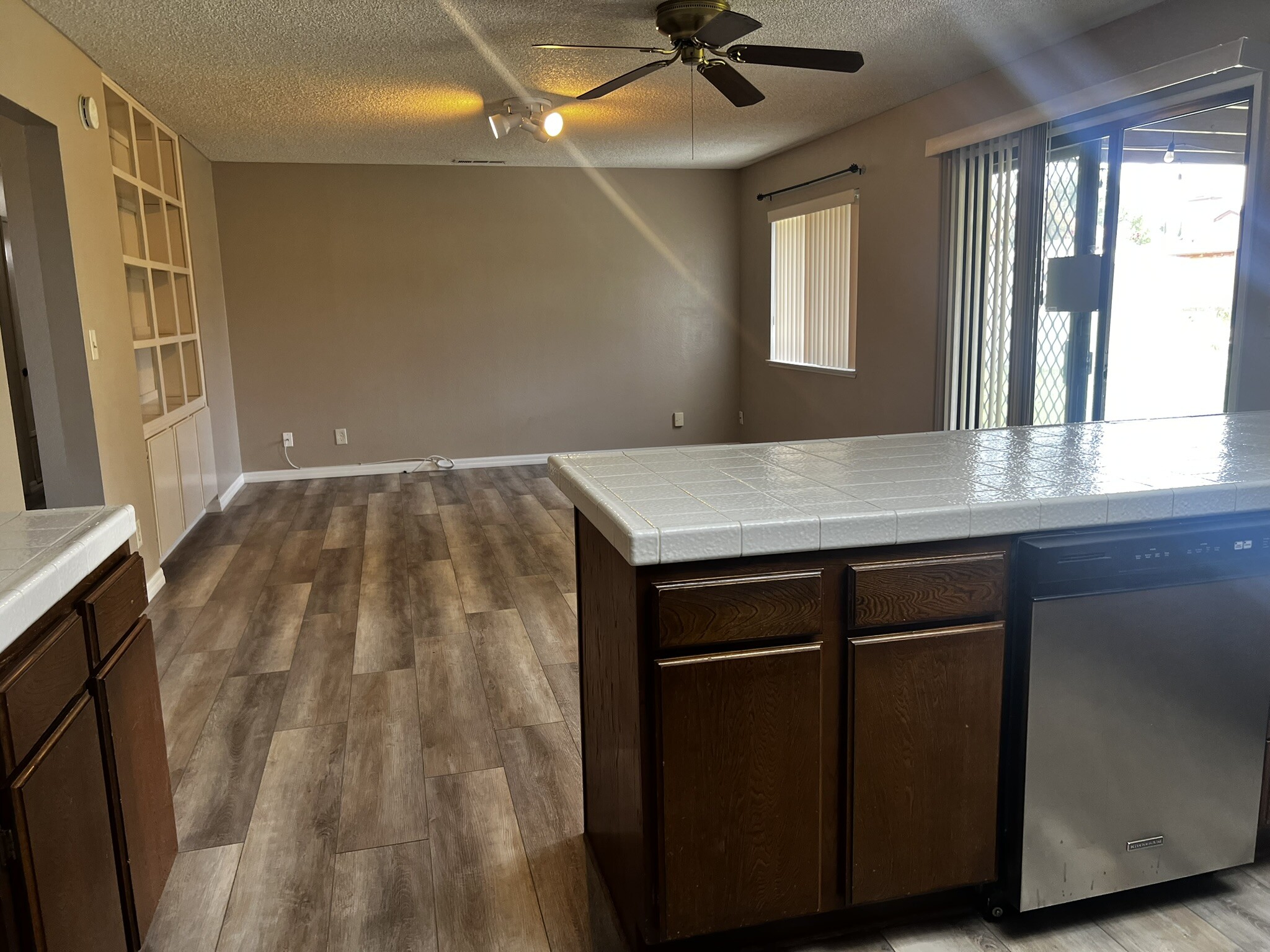 Family Room - 2716 W Avenue K4