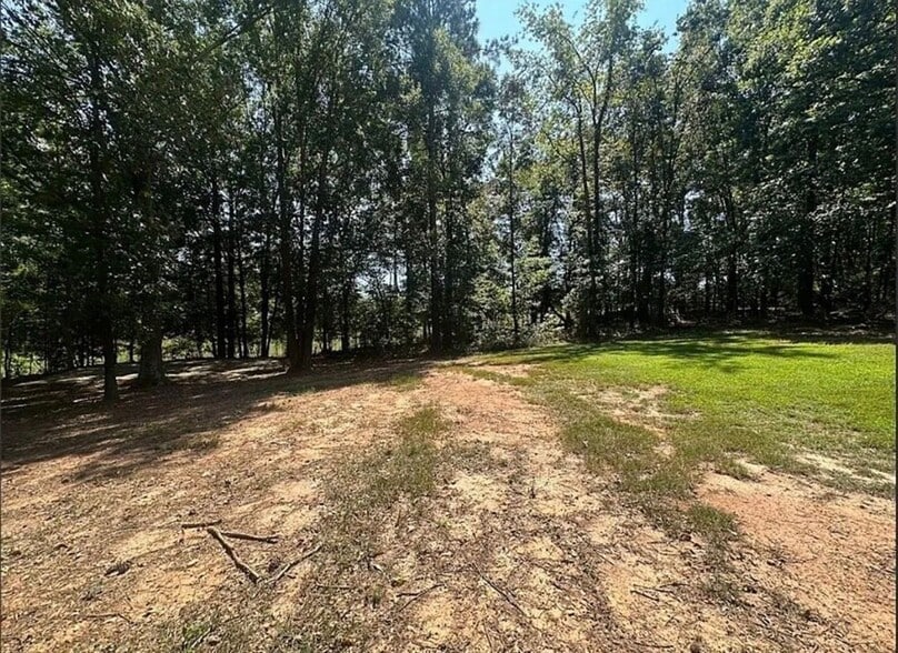 Building Photo - 120 Gentle Doe Dr