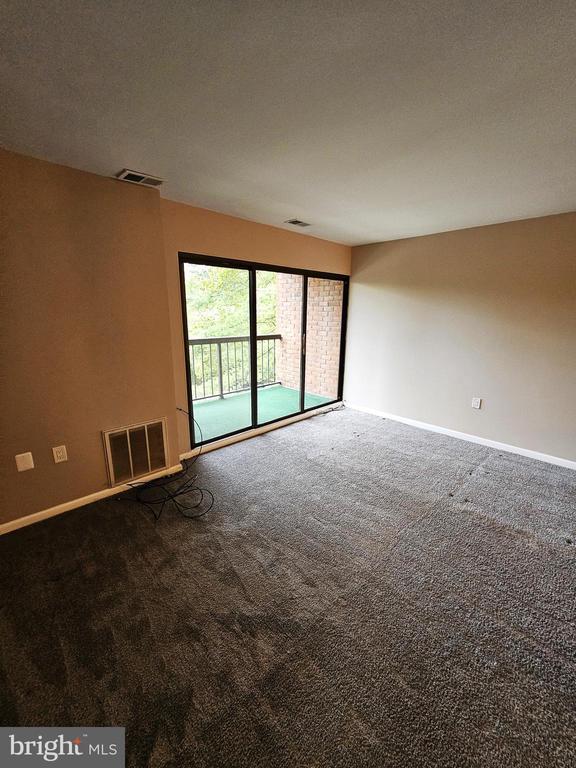 Building Photo - 6711 Park Heights Ave
