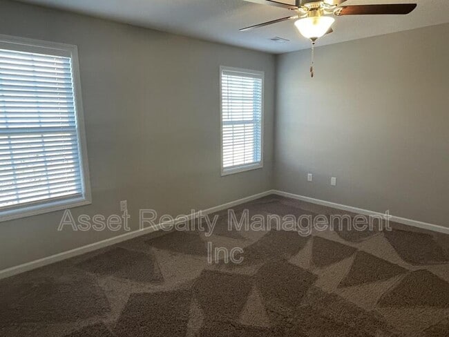 Building Photo - 8241 Zodiac Ln