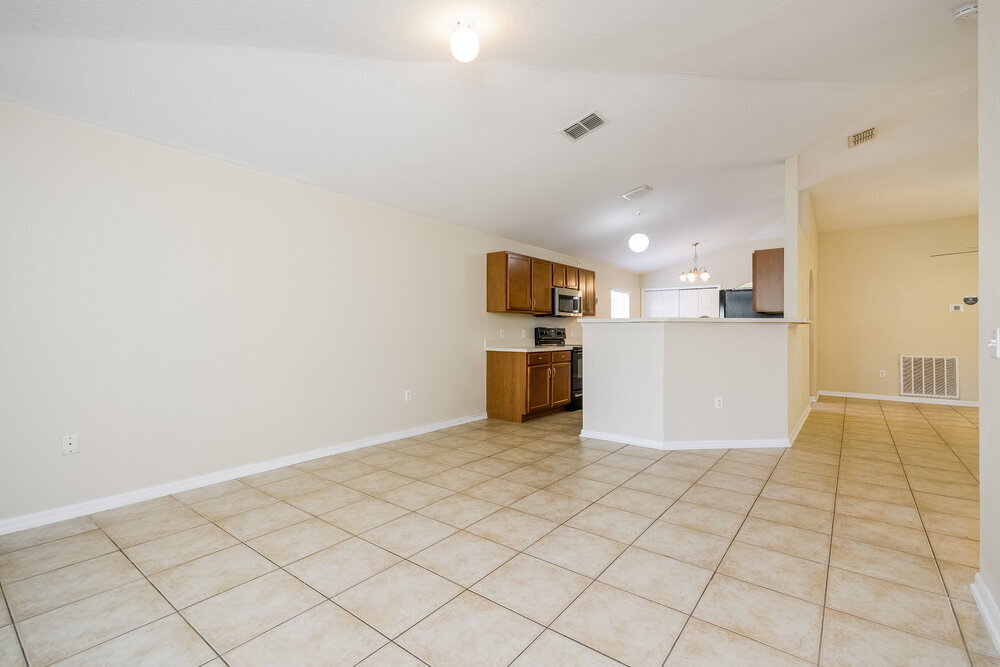 Building Photo - 5201 Silver Thistle Ln