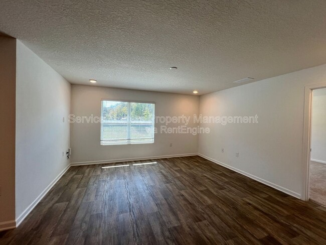 Building Photo - 4080 Roosevelt Way