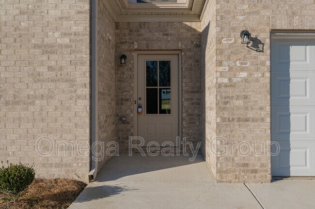Building Photo - 45 Red Oak Ct