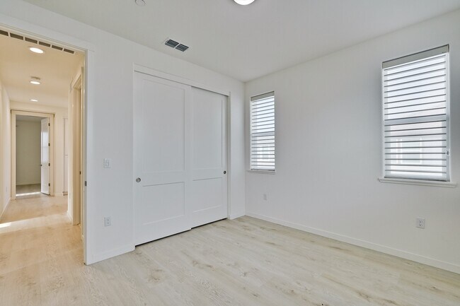 Building Photo - 2248 Solace Loop