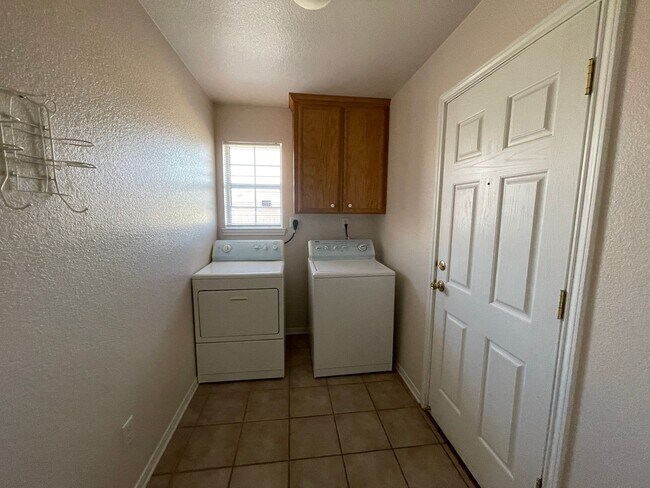 Building Photo - 3-Bedroom House for Rent in Killeen, TX