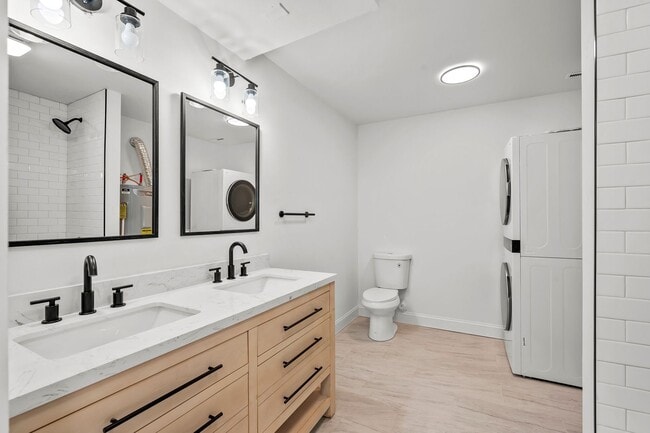 Building Photo - 3761 Avera Ave