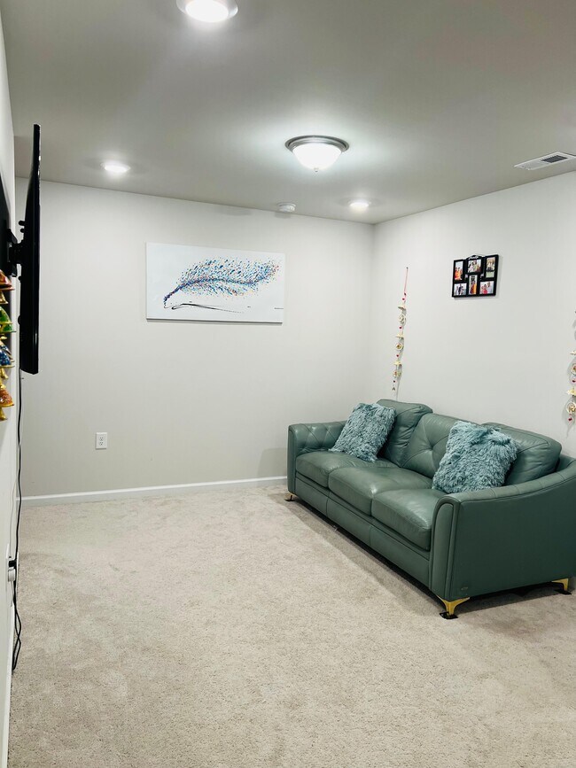 Building Photo - 4317 Olde Waverly Wy