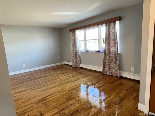 Building Photo - 862 Sunrise Hwy