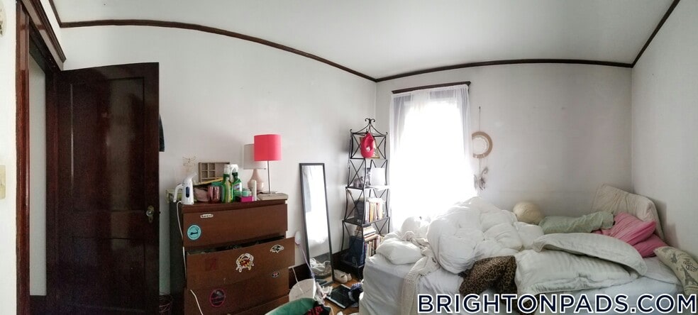 Building Photo - 55 Etna St