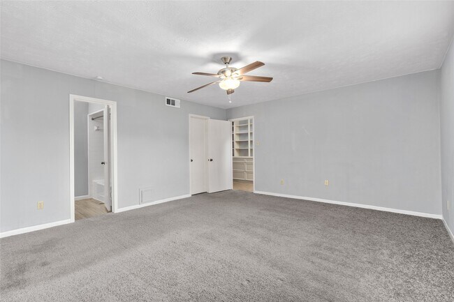 Building Photo - 53 River Creek Way