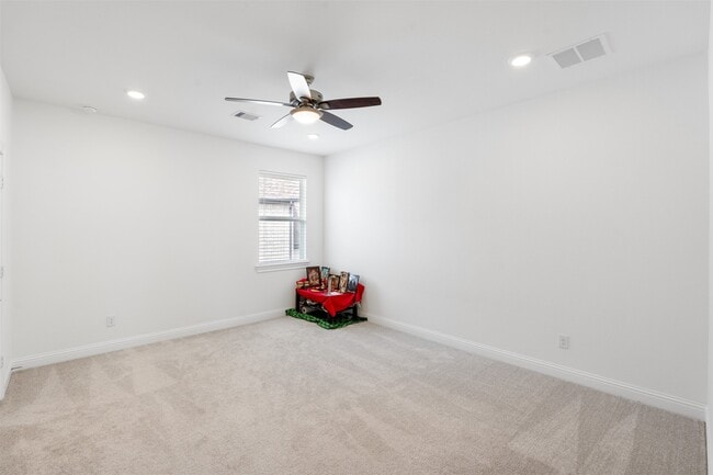 Building Photo - 10807 Cloaked Wing Ct