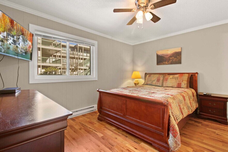 Building Photo - 301 Pinnacle Inn Rd