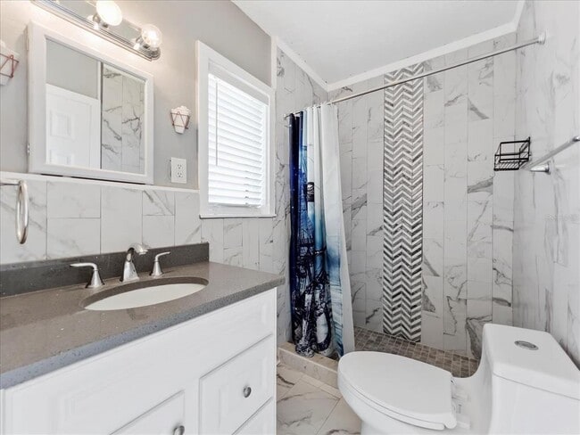 Building Photo - 3801 1st Ave S