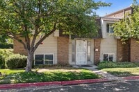 Building Photo - 553 N 200 W