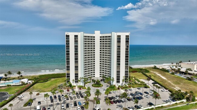 Building Photo - 9650 S Ocean Dr